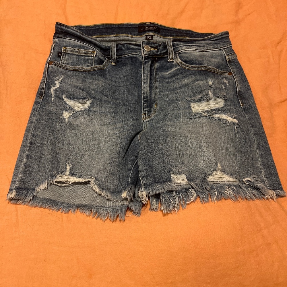 Judy Blue denim shorts